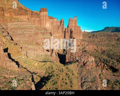 Luftaufnahme der zerklüfteten Felsformationen im Waimea Canyon, Moab, Utah, USA. Stockfoto