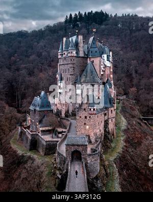 Luftaufnahme von Schloss Eltz, Wierschem, Mayen-Koblenz Deutschland Stockfoto