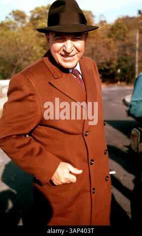 JANUAR 2011 - TELLY SAVALAS.''KOJAK''.1985. BEREITGESTELLT VON (Credit Image: © Globe Photos/ZUMAPRESS.com) Stockfoto