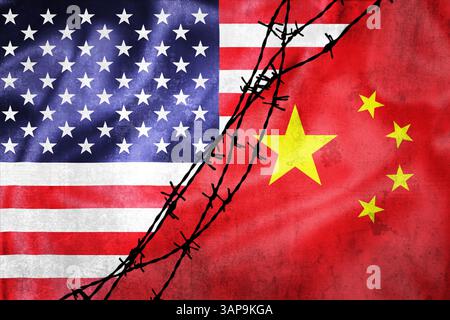 Grunge-Flaggen von USA und China geteilt durch Barb Wire Illustration, Konzept der angespannten Beziehungen zwischen den USA und China über Zollkriege Stockfoto