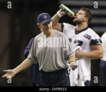 29. Juli 2011: San Antonio, Texas, USA: Jason Garrett, Cheftrainer der Dallas Cowboys, tritt am Freitag, 29. Juli 2011 im Alamo Dome in San Antonio, Texas auf. (Bild: © Paul Moseley/Fort Worth Star-Telegram/MCT/ZUMAPRESS.com) Stockfoto