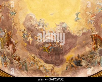 FLORENZ, ITALIEN - 19. MÄRZ 2025: Das Detail des Freskos der Krönung der Jungfrau Maria in der Kirche Basilica della Santissima Annunziata Stockfoto
