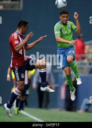 August 2011. . Seattle Sounders FC Mittelfeldspieler Lamar Neagle #27 im Kampf gegen Chivas USA im CentryLink Field in Seattle, WA. . Sounders FC und Chivas USA ziehen 0 - 0.George Holland / Cal Sport Media(Kreditbild: © George Holland/Cal Sport Media/ZUMAPRESS.com) Stockfoto