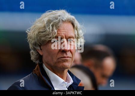 London, Großbritannien. April 2025. Dariusz Mioduski wurde während des offiziellen Trainings von Legia Warszawa vor dem zweiten Leg des Viertelfinalspiels der UEFA Europa Conference League zwischen Chelsea FC und Legia Warszawa gesehen. Credit: Maciej Rogowski/Alamy Live News Stockfoto