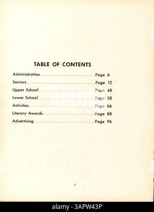 Dieses Jahrbuch der Northrop Collegiate School dokumentiert Schüler, Lehrer, Vereine, Leichtathletik und Veranstaltungen aus dem Schuljahr 1955-1956. Stockfoto
