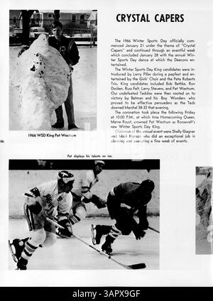 Das Sagamore '66 Jahrbuch der Roosevelt High School beschreibt das Schuljahr 1965-1966 und dokumentiert das Leben der Schüler, die Beteiligung der Fakultät, Leichtathletik, Clubs, und die afroamerikanische Geschichte und ihr Einfluss auf die Gemeinschaft. Stockfoto