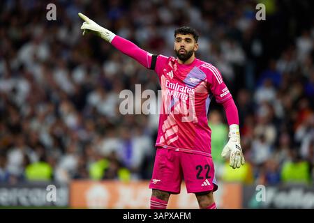MADRID, SPANIEN - 16. APRIL: David Raya vom Arsenal FC während des Viertelfinales der UEFA Champions League 2024/25 im zweiten Leg-Spiel zwischen Real Madrid C.F. und Arsenal FC am 16. April 2025 in Madrid. (Foto: QSP) Guthaben: QSP/Alamy Live News Stockfoto