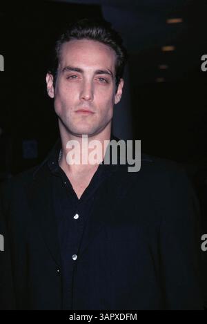 1. JANUAR 2011 - K23709EG: BLACK HAWK DOWN PREMIERE. THE ACADEMY OF MOTION, BEVERLY HILLS, CA 18.12.2001. JOHNNY STRONG. ED GELLER/ 2001(Bild: © Globe Photos/ZUMAPRESS.com) Stockfoto