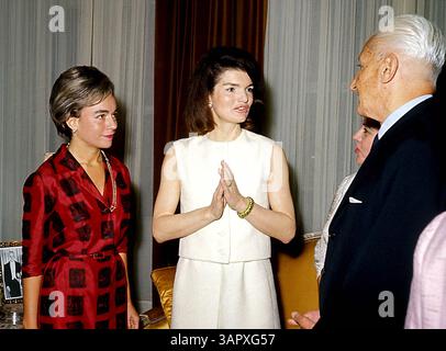 Januar 2011 - . JACQUELINE KENNEDY ONASSIS. JACQUELINEKENNEDYONASSISRETRO(Bild: © Globe Photos/ZUMAPRESS.com) Stockfoto