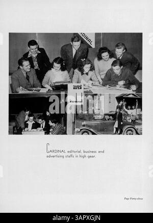 Die Ausgabe 1941 des Jahrbuchs „Cardinal“ zeigt wichtige Schulveranstaltungen, Leichtathletik, Clubs, Studenten und Dozenten der Marshall High School aus dem akademischen Jahr 1940-1941. Stockfoto