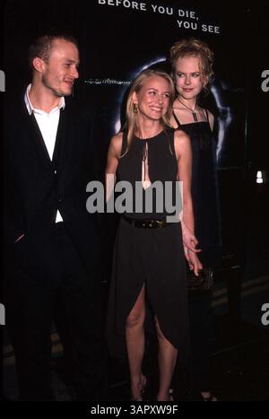 Januar 2011 - 10/9/02 LOS ANGELES. PREMIERE IM BRUIN THEATRE. PHIL ROACH/ INC/ I7069PR.Â ©2002..HEATH LEDGER, NAOMI WATTS UND NICOLE KIDMAN(Kreditbild: © Globe Photos/ZUMAPRESS.com) Stockfoto