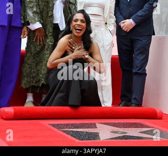 Los Angeles, Usa. April 2025. Die Schauspielerin Sheryl Lee Ralph reagierte während einer Enthüllungszeremonie, die sie am Mittwoch, den 16. April 2025, mit dem 2.808. Star auf dem Hollywood Walk of Fame in Los Angeles, Kalifornien, ehrt. Foto: Jim Ruymen/UPI Credit: UPI/Alamy Live News Stockfoto