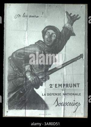 Diese Fotografie aus Gertrude Bass Warners Sammlung zeigt La Defense nationale, die einen historischen Aspekt der französischen Landesverteidigung im frühen 20. Jahrhundert darstellt. Stockfoto