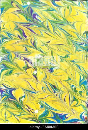 Modernes handmoriertes Papier in gelbem und lila Chevron-Muster Stockfoto