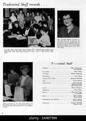 Das Berufsjahrbuch 1962, „Tradewind“, von einer High School, beleuchtet Schüler, Lehrer, Vereine, Leichtathletik und Veranstaltungen des Schuljahres 1961-1962 mit einem Schwerpunkt auf afroamerikanischer Geschichte. Stockfoto
