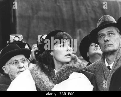 April 2011 - ALI MACGRAW. Bereitgestellt von Photos, inc.“ Winde of war (Foto: © Globe photos/ZUMAPRESS.com) Stockfoto
