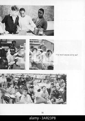Das Jahrbuch 1988 von Anwatin Jr. Die High School hebt Schüler, Lehrer und wichtige Veranstaltungen des akademischen Jahres 1987-1988 hervor, wobei der Schwerpunkt auf Schulgeist, Aktivitäten und Erinnerungen liegt. Stockfoto