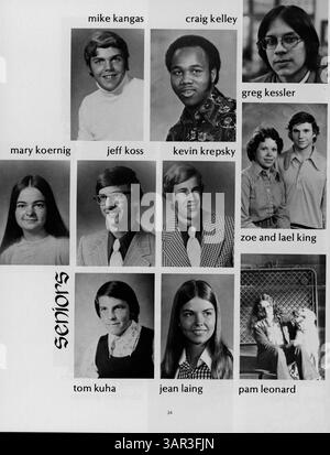 Das Collage Jahrbuch 1974 der Marshall-University dokumentiert die Ereignisse, Studenten, Lehrer, Vereine und Leichtathletik im akademischen Jahr 1973-1974. Stockfoto