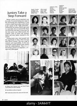 Die Ausgabe 1987 des Visions Yearbook der Patrick Henry High School zeigt die Schüler, Dozenten, Vereine, Leichtathletik und wichtige Ereignisse aus dem Schuljahr 1986-1987. Stockfoto