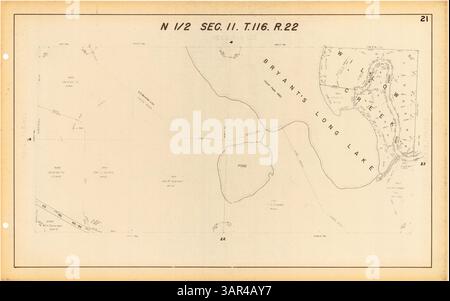 Der Atlas von Eden Prairie, Minnesota, enthält Karten, die Eigentum, Streckenabschnitte, Eisenbahnstrecken und eine Indexkarte dokumentieren, die einen detaillierten geografischen Überblick über das Dorf bietet. Stockfoto