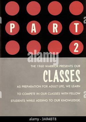 Das Jahrbuch „Warrior“ 1960 der Hopkins High School beleuchtet das Schuljahr 1959-1960 und zeigt Leichtathletik, Schülerleben, Lehrkräfte und gesellschaftliche Veranstaltungen. Stockfoto