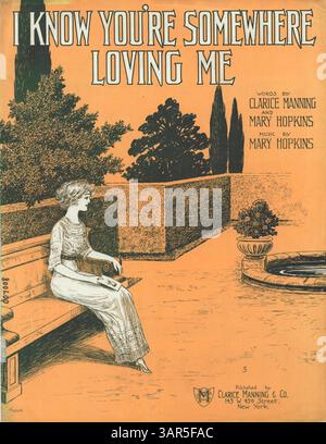 Dieses Musikstück, das von den University of Oregon Libraries gehalten wird, enthält Texte von Clarice Manning und Mary M. Hopkins mit Musik von Mary M. Hopkins. Das digitale Bild repräsentiert die Innenseite der vorderen und hinteren Abdeckung, einschließlich musikalischer Auszüge aus „Just Because IT’s You“ und „Love, Let Me Dream On Forever“. Die Farbdarstellung im digitalen Bild kann sich vom Original unterscheiden und es gibt keine Anmerkungen. Stockfoto