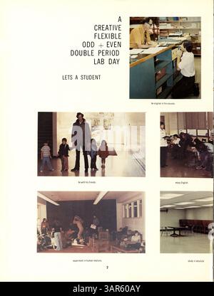 Dieses Jahrbuch der Breck High School 1973 fasst die wichtigsten Momente des Schuljahres 1972-1973 zusammen und hebt Schüler, Lehrer, Sportmannschaften, Vereine, und schulweite Veranstaltungen. Stockfoto