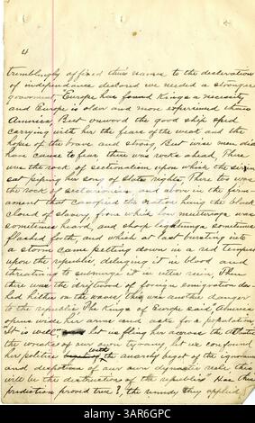 Das Manuskript der Rede von John O’Keefe, das am 4. Juli 1897 gehalten wurde, behandelt die Geschichte Amerikas und hebt das Wachstum und die Errungenschaften der Nation hervor, die in Russell, Iowa, vorgestellt wurden. Stockfoto