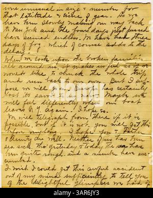 Katherine Hurds Brief an ihre Mutter vom 18. April 1912 erzählt von ihren Erfahrungen während des Untergangs der Titanic und des Einschiffens von Überlebenden in die Karpaten. Sie beschreibt die Rettungsbemühungen und die überfüllten Bedingungen an Bord der Karpaten. Stockfoto
