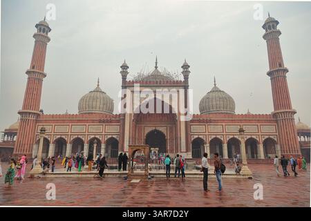 JAMA Masjid in Delhi, Indien – Moschee aus der Großmogul-Ära und historisches islamisches Wahrzeichen Stockfoto