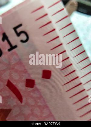 Close Look Hundred (100) Rupien Banknote in pakistanischer Währung Stockfoto