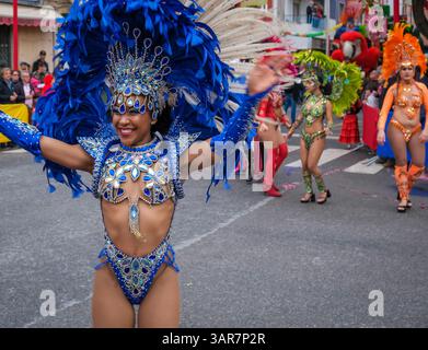 Loule, Algarve, Portugal - Karneval Von Loulé. Mit mehr als 100 Jahren Geschichte ist der Karneval in Loule die älteste Karnevalsfeier in Portugal. Alle Stockfoto