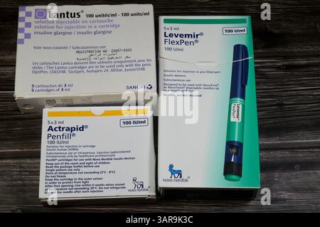 Kairo, Ägypten, 21. Februar 2025: Levemir FlexPen, Lantus (Insulin glargin Injektion) und Actrapid Humaninsulin rDNA penfill Lösung für subkutaneou Stockfoto