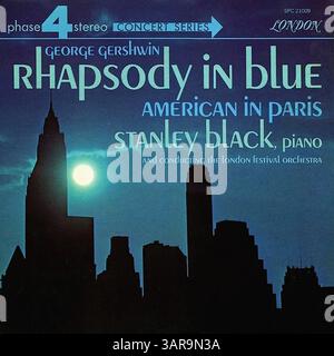 George Gershwin - Rhapsody in Blue   an American in Paris - Vintage-Vinyl-Cover Stockfoto
