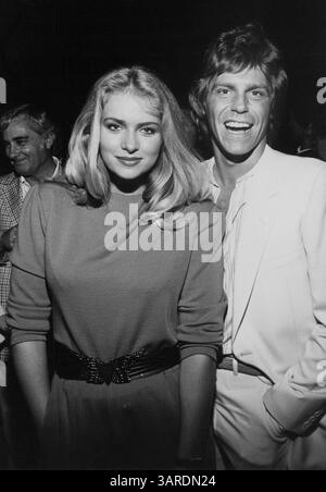 28. Januar 2010: JEFF CONAWAY mit DONNA DIXON. JEFFCONAWAYRETRO. (Kreditbild: © Globe Photos/ZUMApress.com) Stockfoto