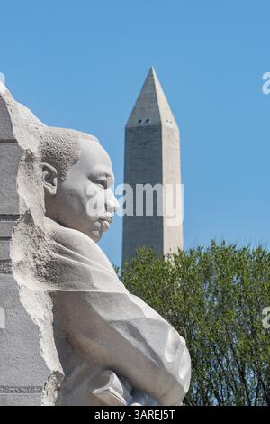 1. April 2025: The Martin Luther King Jr. Das Denkmal ist eingerahmt mit der Spitze des Washington Monuments dahinter. Quelle: Brandon J. Moser Stockfoto