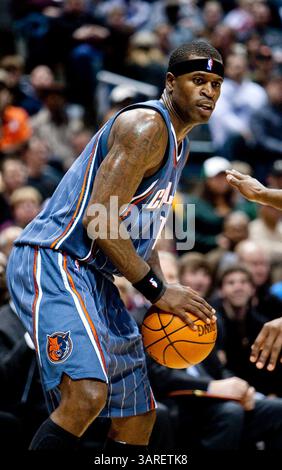 Februar 2010 Milwaukee, WI. Bradley Center. Charlotte Bobcats Stephen Jackson #1 hatte 35 Punkte im Spiel gegen die Milwaukee Bucks. Milwaukee Buck gewann gegen die Charlotte Bobcats mit 93:88. Mike McGinnis/CSM(Bild: © Mike McGinnis/Cal Sport Media/ZUMApress.com) Stockfoto