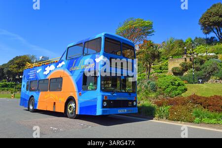 Klassischer Leyland Olympian Bus in den südlichen Vectis Farben opan Top. Stockfoto