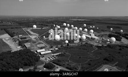 RAF Menwith Hill in der Nähe von Harrogate stellt Kommunikations- und Nachrichtendienste für die militärische Verteidigung bereit. North Yorkshire, England Stockfoto