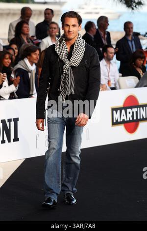 14. Mai 2010 - Monte Carlo, Monaco - ADRIAN SUTIL (GER) Force India F1 auf der Amber Lounge Fashion Show, wo Formel-1-Fahrer den Catwalk für wohltätige Zwecke im Zusammenhang mit dem Großen Preis von Monaco spazieren gehen. (Vermerk: © Sutton Motorsports/ZUMApress.com) Stockfoto