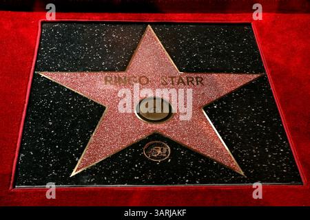 August 2010 – Los Angeles, Kalifornien, USA – Ringo Starr erhielt am 8. Februar 2009 den 240. Stern auf dem Hollywood Walk of Fame in Los Angeles. (Bild: © Jonathan Alcorn/ZUMA Press) Stockfoto
