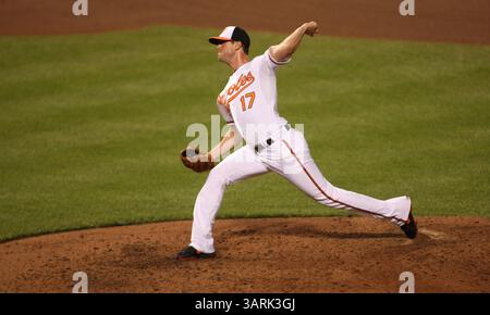 22. Mai 2013: Baltimore, MD, Vereinigte Staaten von Amerika - Baltimore Orioles Pitcher Brian Matusz (17). New York Yankees vs. Baltimore Orioles im Oriole Park at Camden Yards am 22. Mai 2013 in Baltimore, MD. Foto: Mike Buscher/Cal Sport Media(Credit Image: © Mike Buscher/Cal Sport Media/ZUMAPRESS.com) Stockfoto