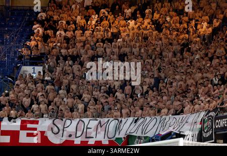 London, Großbritannien. April 2025. Legia Warschau während des Spiels Chelsea gegen Legia Warsaw UEFA Europa Conference League in Stamford Bridge, London. Der Bildnachweis sollte lauten: Paul Terry/Sportimage Credit: Sportimage Ltd/Alamy Live News Stockfoto