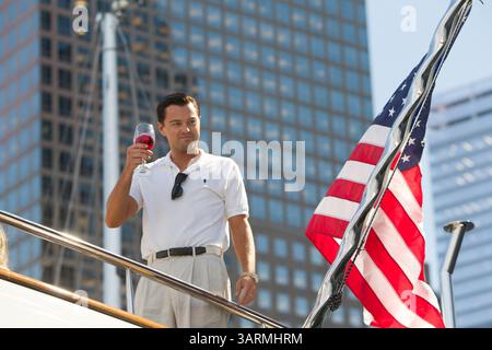 16. Januar 2014: Schauspieler LEONARDO DICAPRIO nominiert für den besten Hauptdarsteller des „Wolf of Wall Street“ – Academy Awards 2014. IM BILD: Leonardo Dicaprio als Jordan Belfort in Paramount Pictures „The Wolf of Wall Street“. (Kreditbild: © Paramount Pictures/Entertainment Pictures/ZUMAPRESS.com) Stockfoto
