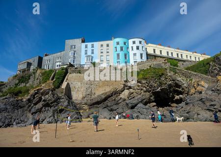 Tenby (Walisisch: Dinbych-y-pysgod, lit. Fortlet of the Fish ist eine Küstenstadt im County Pembrokeshire, Wales. Stockfoto