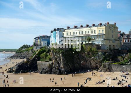 Tenby (Walisisch: Dinbych-y-pysgod, lit. Fortlet of the Fish ist eine Küstenstadt im County Pembrokeshire, Wales. Stockfoto