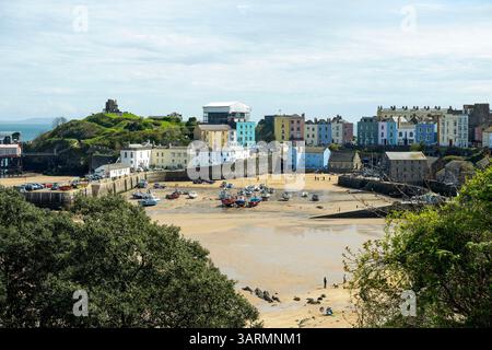 Tenby (Walisisch: Dinbych-y-pysgod, lit. Fortlet of the Fish ist eine Küstenstadt im County Pembrokeshire, Wales. Stockfoto