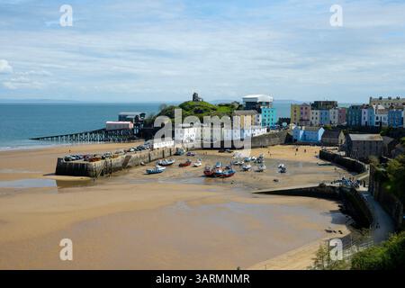 Tenby (Walisisch: Dinbych-y-pysgod, lit. Fortlet of the Fish ist eine Küstenstadt im County Pembrokeshire, Wales. Stockfoto