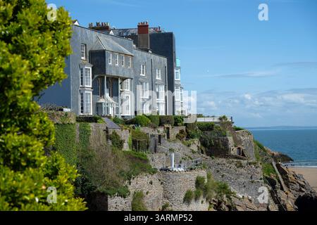 Tenby (Walisisch: Dinbych-y-pysgod, lit. Fortlet of the Fish ist eine Küstenstadt im County Pembrokeshire, Wales. Stockfoto