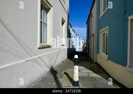 Mount Pleasant, eine kleine Gasse mit Hausfronten in hastings sussex england Stockfoto